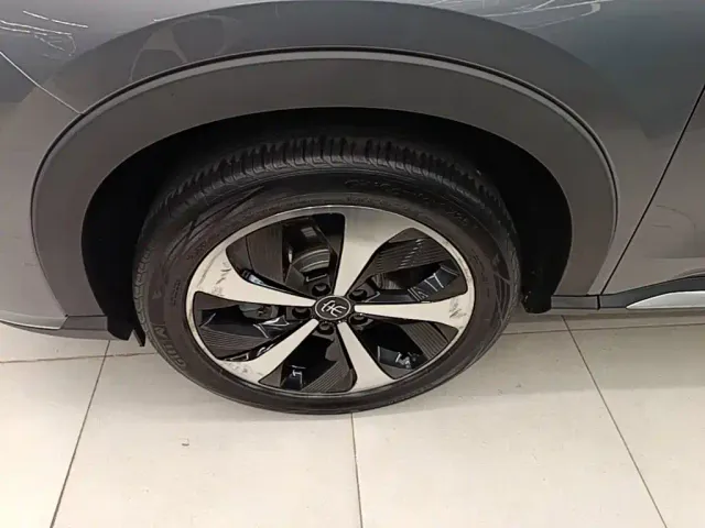 BYD Song PLUS — Фото автомобиля 22