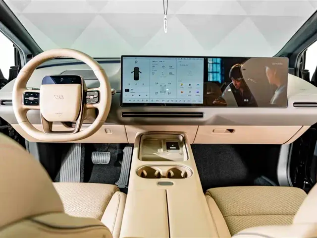 Li Auto i6 — Фото автомобиля 14