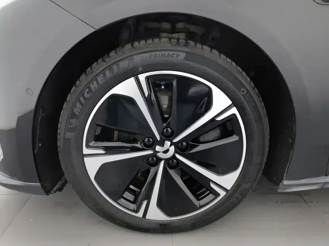 Nio ET5 Touring — Фото автомобиля 17