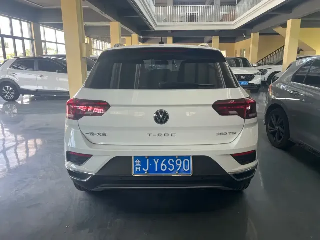 Volkswagen Volkswagen T-ROC 2022 280TSI DSG 2WD Comfort PLUS — Фото автомобиля 4
