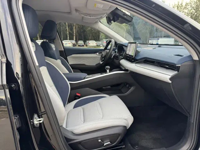 Geely Xingrui — Фото автомобиля 14