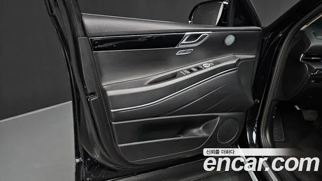 Genesis GV80 2.5T Бензин AWD — Фото автомобиля 24