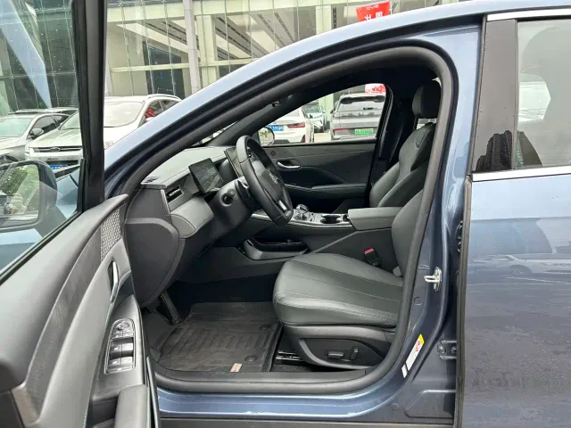 BYD Qin PLUS — Фото автомобиля 5