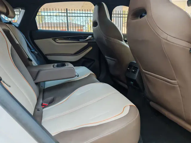 BYD Qin PLUS — Фото автомобиля 6