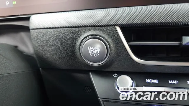 Hyundai Sonata Inspiration — Фото автомобиля 24