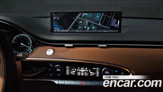 Genesis GV70 — Фото автомобиля 15