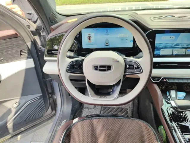 Geely Xingyue L — Фото автомобиля 6