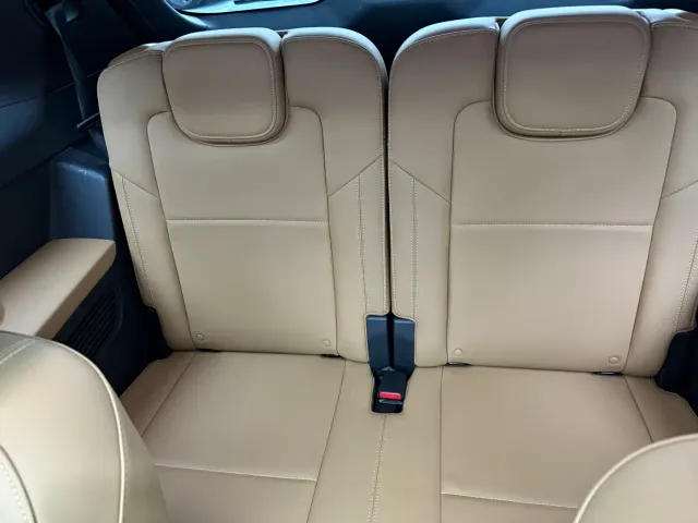 Li Auto ONE — Фото автомобиля 9