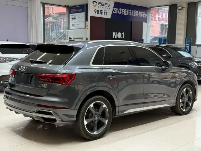 Audi Q3 — Фото автомобиля 4