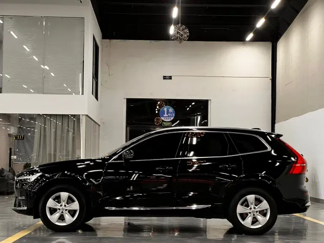 Volvo XC60 — Фото автомобиля 20