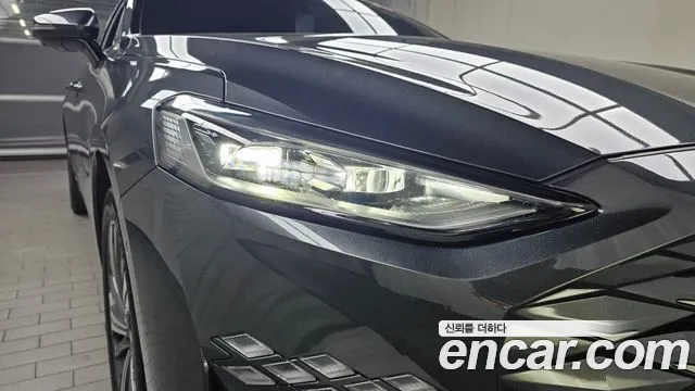 Kia K8 K8 Hybrid — Фото автомобиля 21