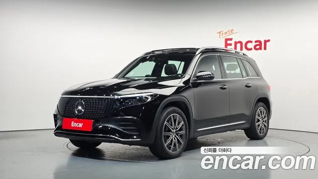 Фотография автомобиля — Mercedes-Benz EQB