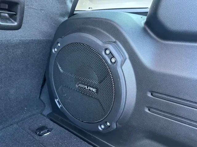 Jeep Wrangler — Фото автомобиля 19