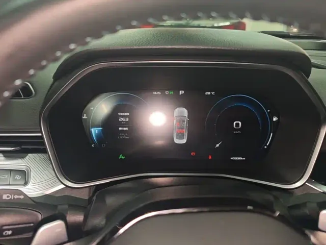 Geely Xingrui — Фото автомобиля 11
