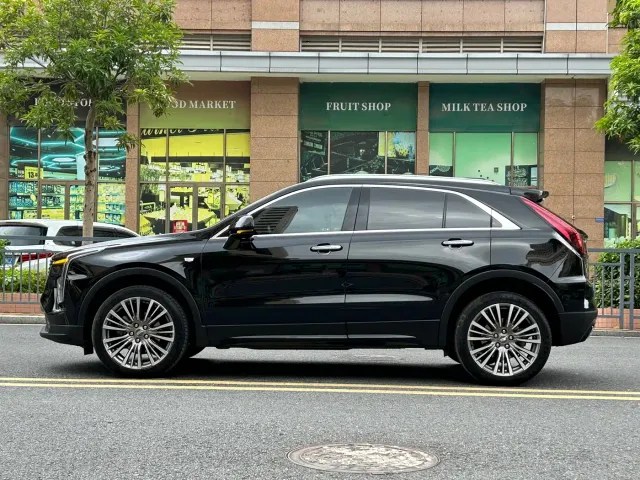 Cadillac XT4 — Фото автомобиля 7