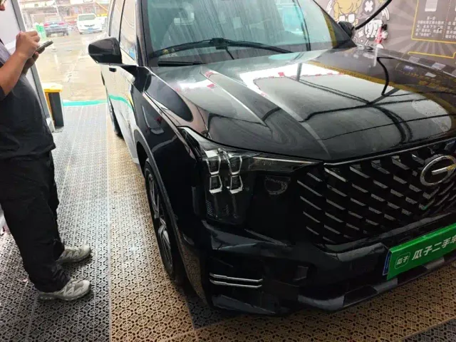 GAC Trumpchi GS8 — Фото автомобиля 7