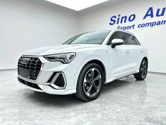 Фотография автомобиля — Audi Q3