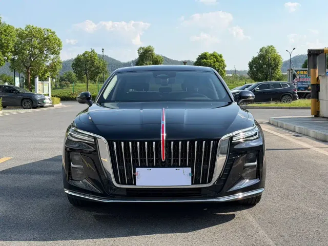 Hongqi H5 — Фото автомобиля 2
