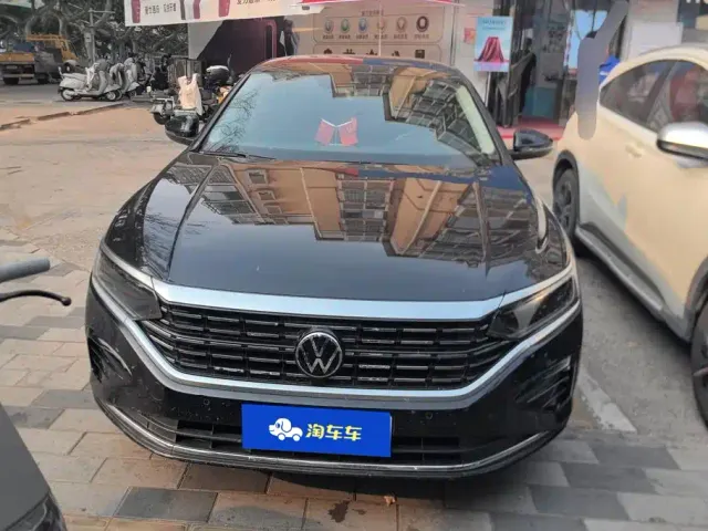 Volkswagen Passat — Фото автомобиля 2