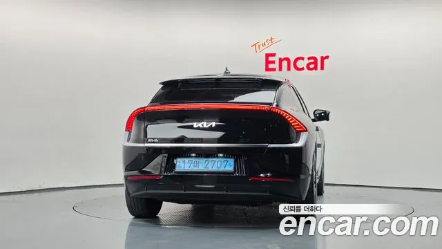 Kia EV6 — Фото автомобиля 4