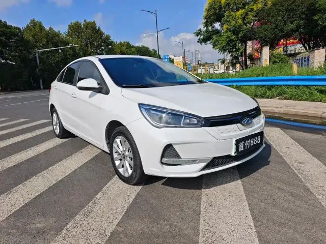 Chery Arrizo e — Фото автомобиля 3
