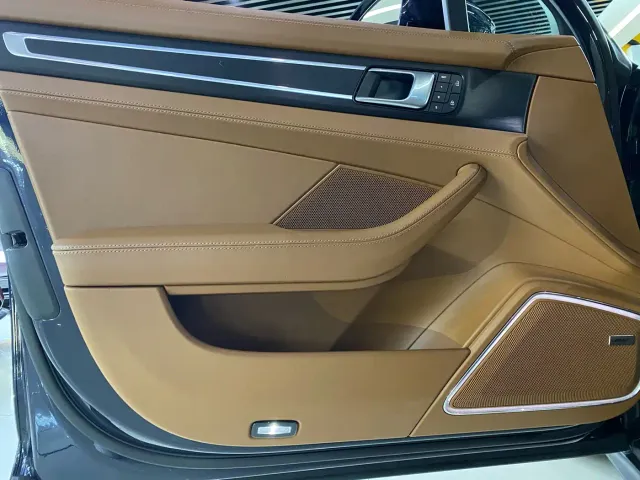 Porsche Panamera — Фото автомобиля 5