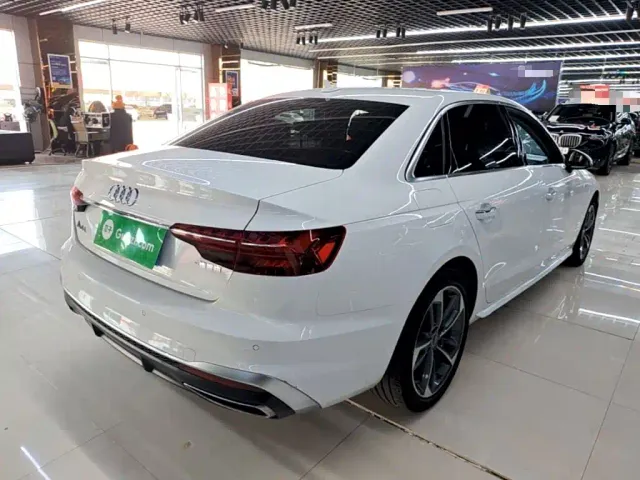 Audi A4L — Фото автомобиля 6