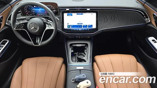Mercedes-Benz E-Class W214 — Фото автомобиля 10