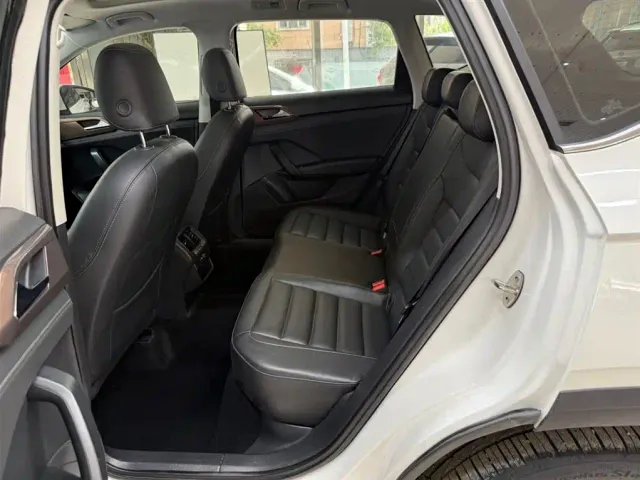 Volkswagen Tharu — Фото автомобиля 18