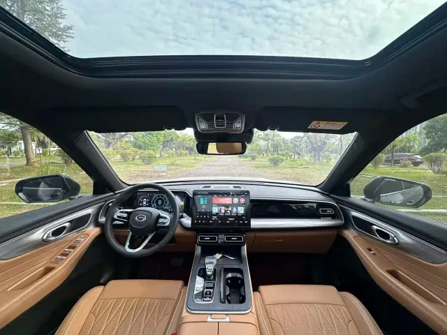GAC Trumpchi GS8 — Фото автомобиля 6