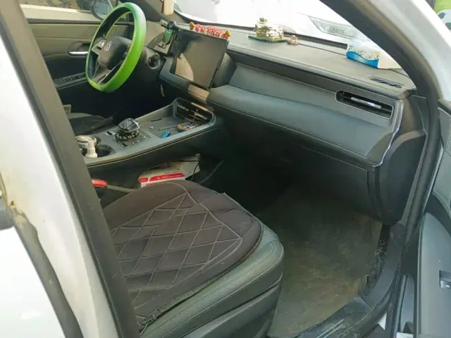 BYD Qin PLUS — Фото автомобиля 8