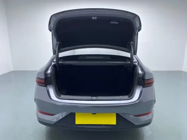 BYD Qin PLUS — Фото автомобиля 16