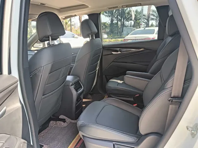 Maxus G50 — Фото автомобиля 5