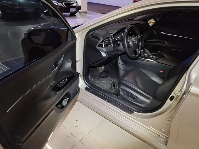 Toyota Camry — Фото автомобиля 15