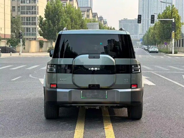 BYD FangChengBao Titanium 7 — Фото автомобиля 10