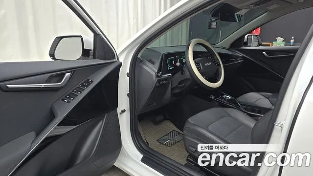 Kia Niro The All New — Фото автомобиля 15