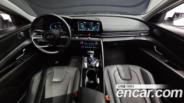 Hyundai Avante — Фото автомобиля 10
