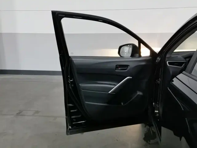 Toyota Frontlander — Фото автомобиля 8
