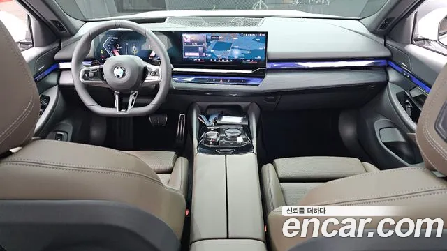 BMW 5 Series — Фото автомобиля 10