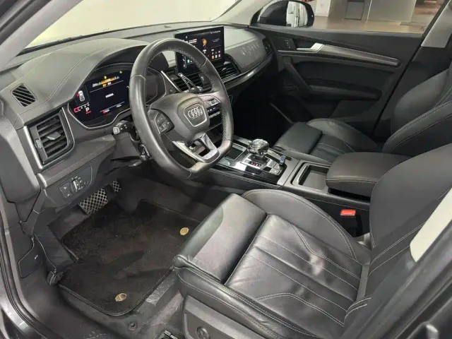 Audi Q5L — Фото автомобиля 9