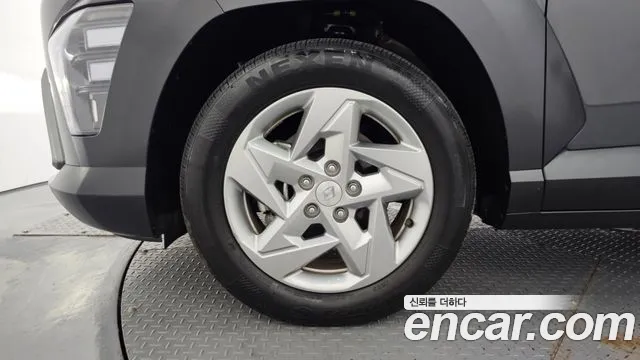 Hyundai Kona Kona (SX2) Бензин 1.6 Turbo 4WD — Фото автомобиля 5