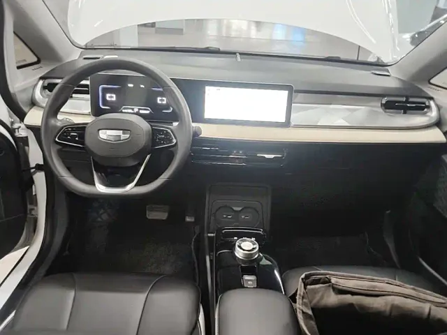 Geely Geometry E Firefly — Фото автомобиля 9