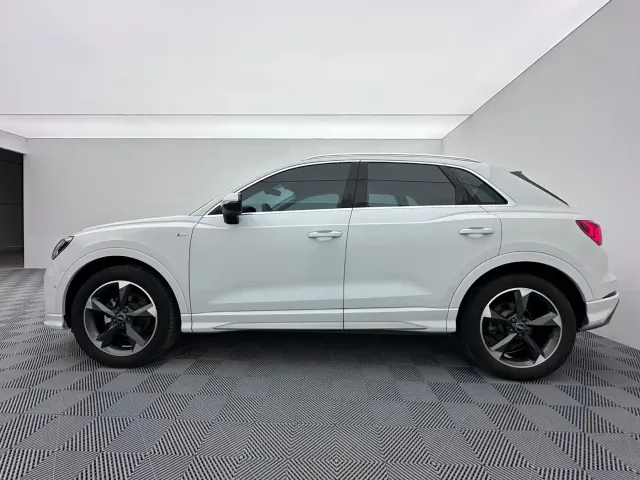 Audi Q3 — Фото автомобиля 8