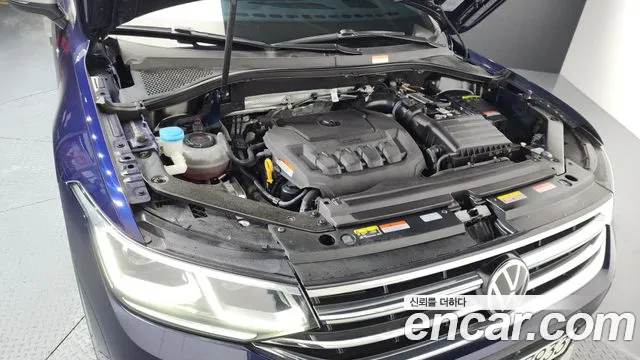 Volkswagen Tiguan — Фото автомобиля 6