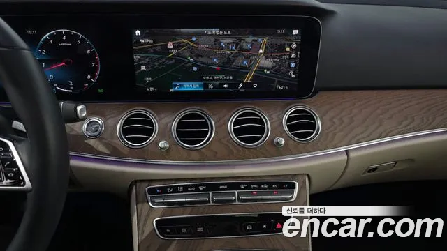 Mercedes-Benz E-Class W213 — Фото автомобиля 19