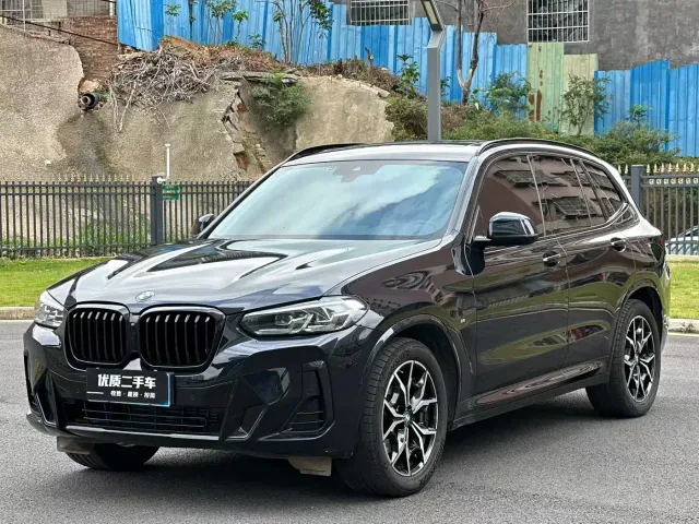 Фотография автомобиля — BMW X3