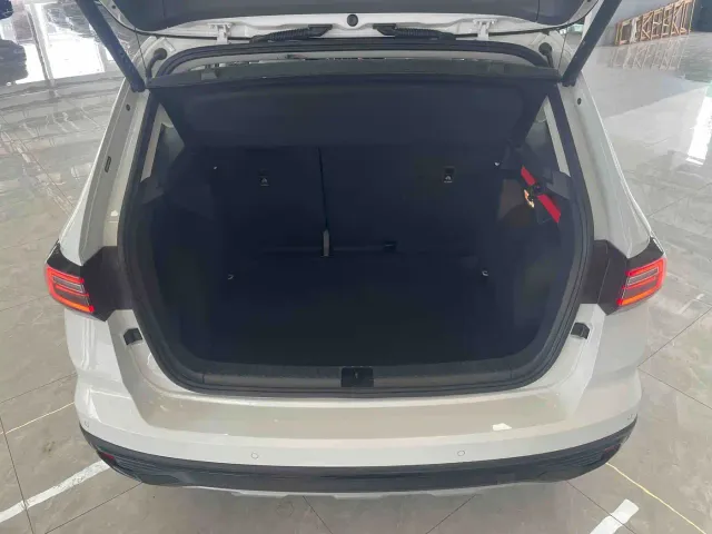Volkswagen Tharu — Фото автомобиля 19