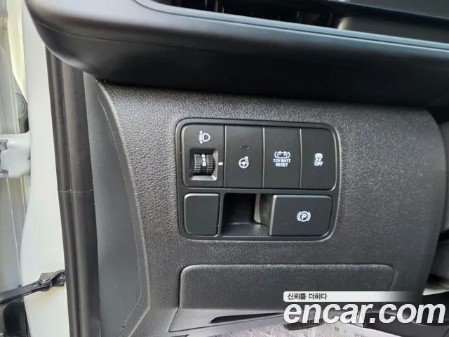 Hyundai Staria — Фото автомобиля 14