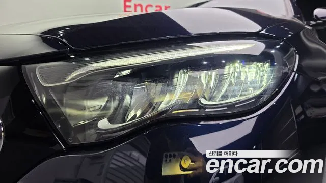 Mercedes-Benz E-Class — Фото автомобиля 19