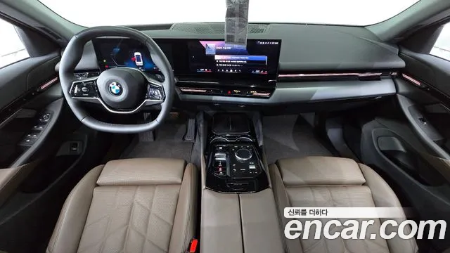 BMW 5-Series — Фото автомобиля 7